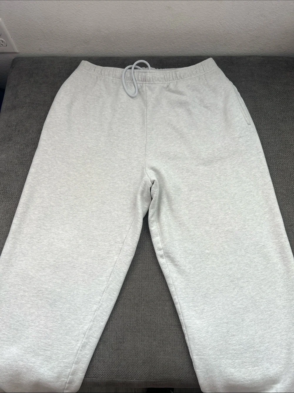 Aritzia Light Gray Men's Sweatpants with Drawstring